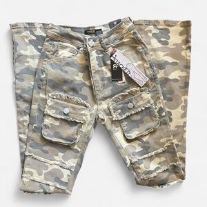 Women's Stacked Camo Cargo Jeans - Beige Green